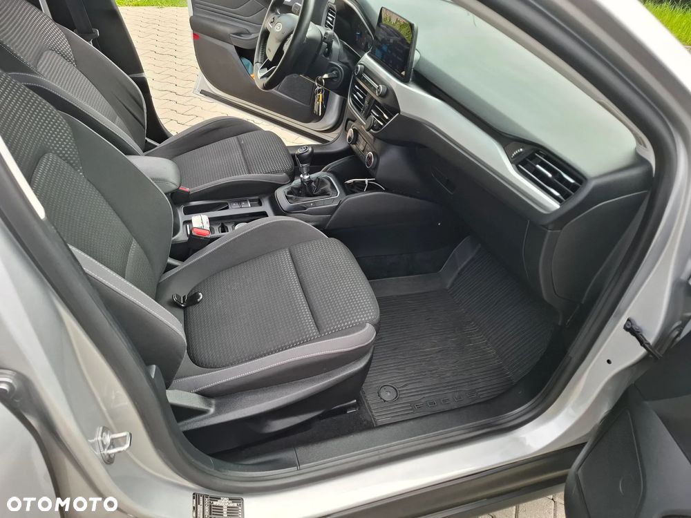 Ford Focus 1.0 EcoBoost Trend Edition - 18