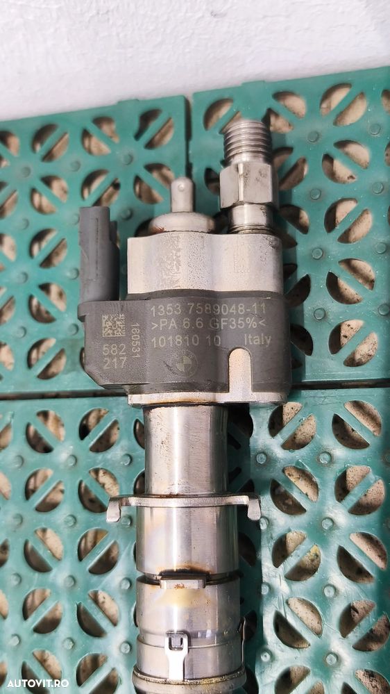 Injector BMW N43 index 11 1353 7589048 - 2