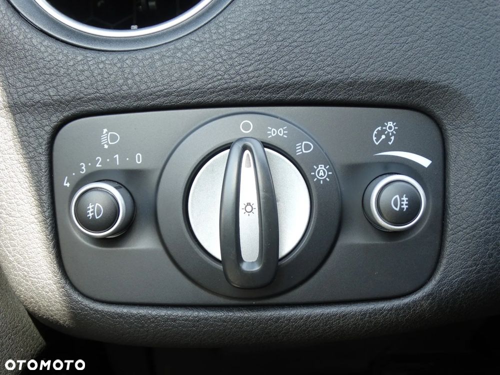 Ford Mondeo 1.6 T Gold X Plus - 23