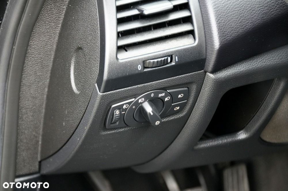 BMW Seria 1 - 35