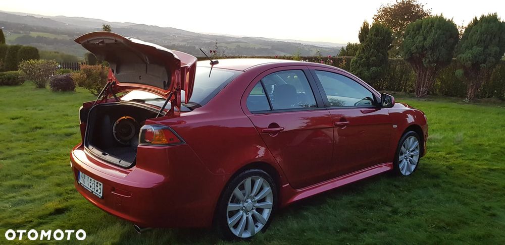 Mitsubishi Lancer - 6