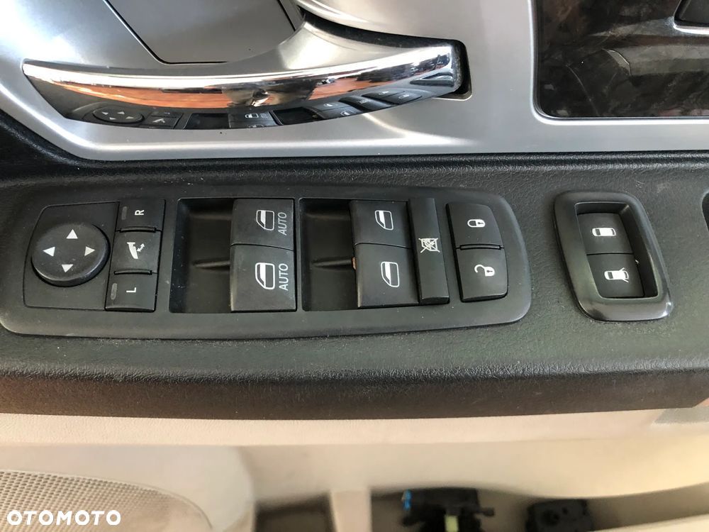 4106. Drzwi Prawy Przód Czarne Chrysler Grand Voyager V Lift 2011R (2010–2016) - Wysyłka - 13