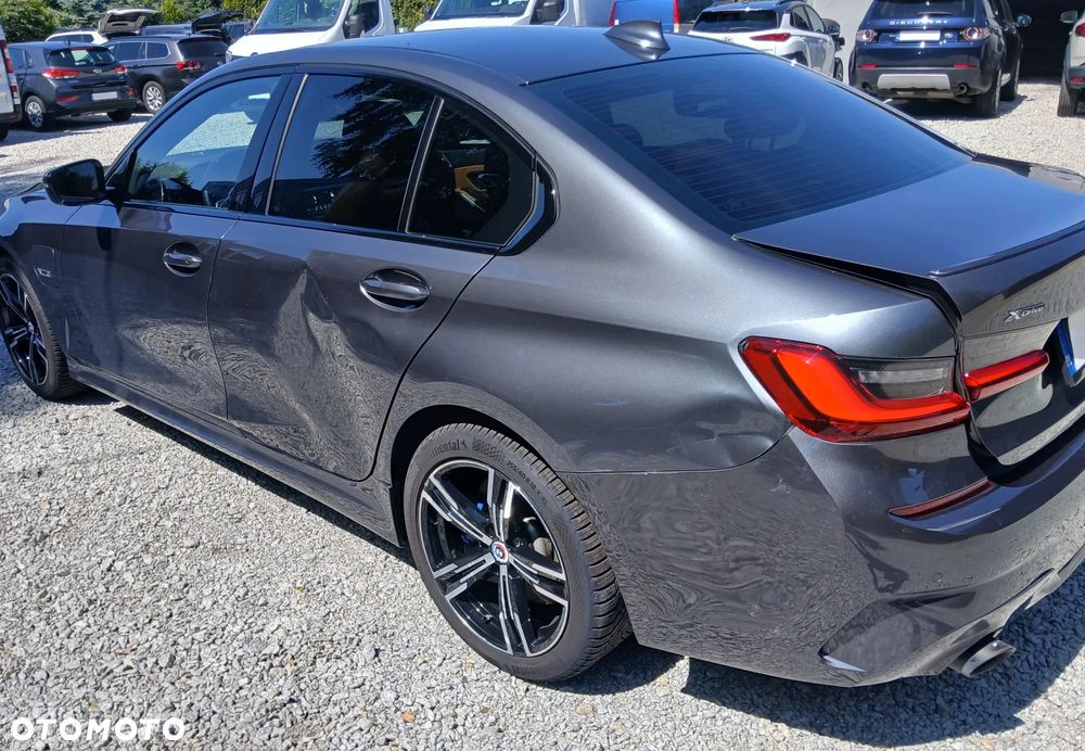 BMW Seria 3 330e PHEV xDrive M Sport sport - 14