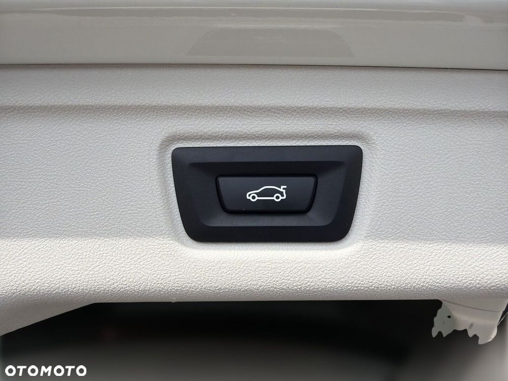 BMW Seria 3 - 32