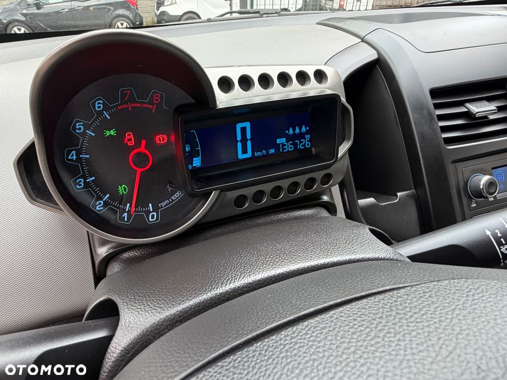 Chevrolet Aveo 1.2 LS+ - 10