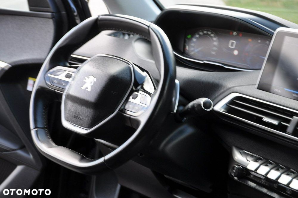 Peugeot 3008 BlueHDi 180 Stop & Start EAT8 Allure - 33