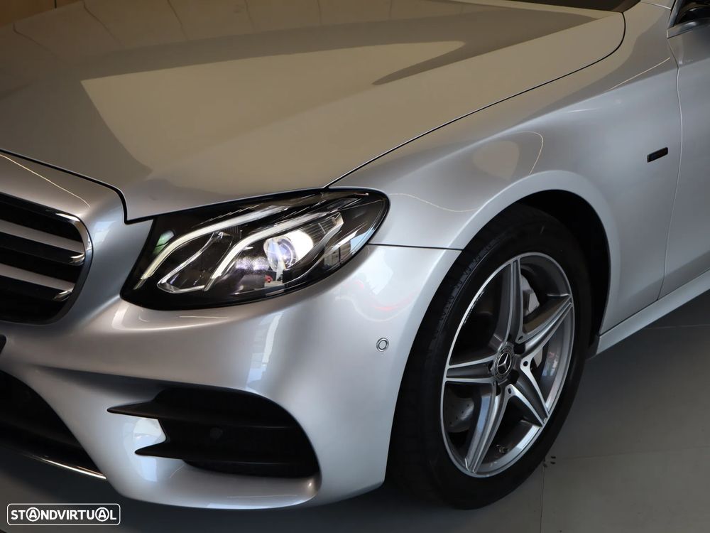 Mercedes-Benz E 300 de AMG Line - 10