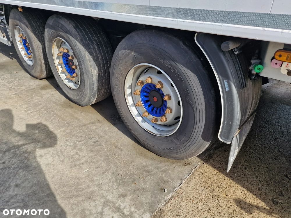 Carnehl Ruchoma podłoga 92m3 2019 rok - 9
