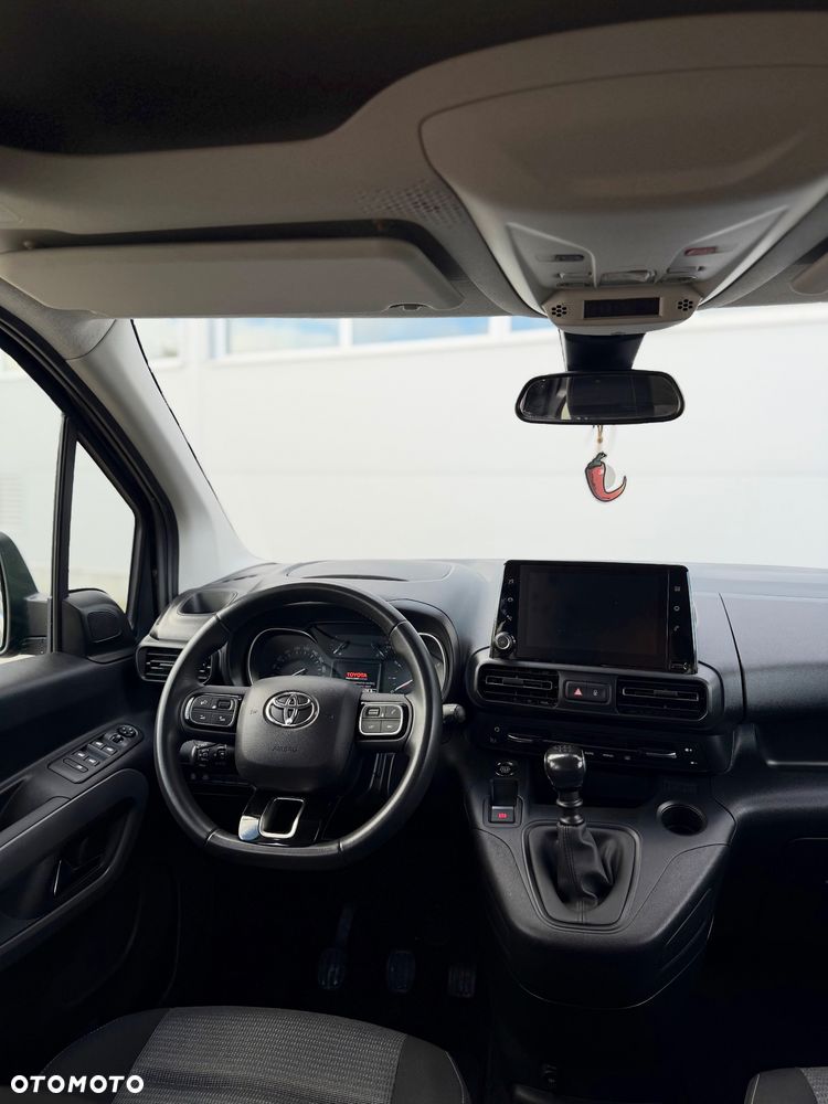 Toyota Proace City Verso 1.2 D-4T Family - 2
