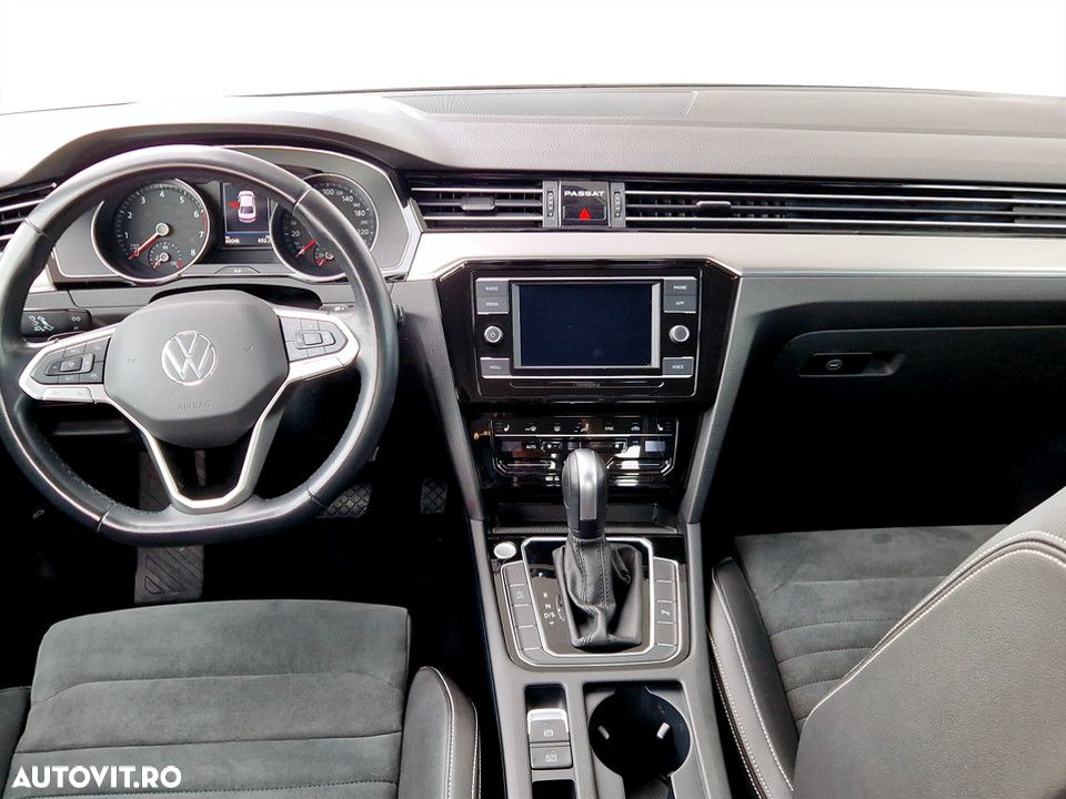 Volkswagen Passat 1.5 TSI ACT DSG Highline - 14