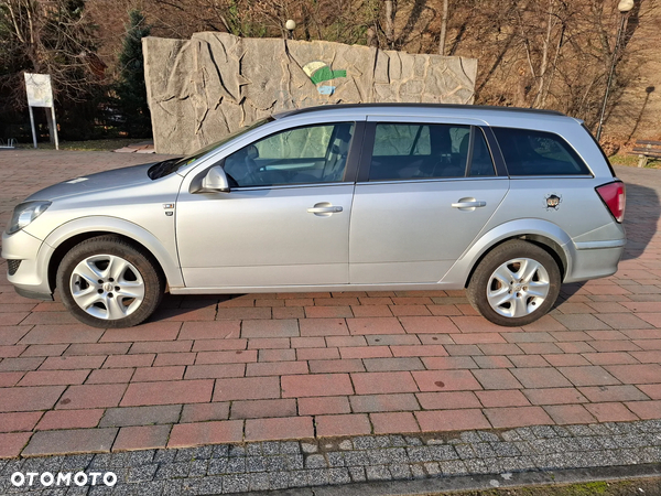 Opel Astra 1.7 CDTI Caravan DPF Edition