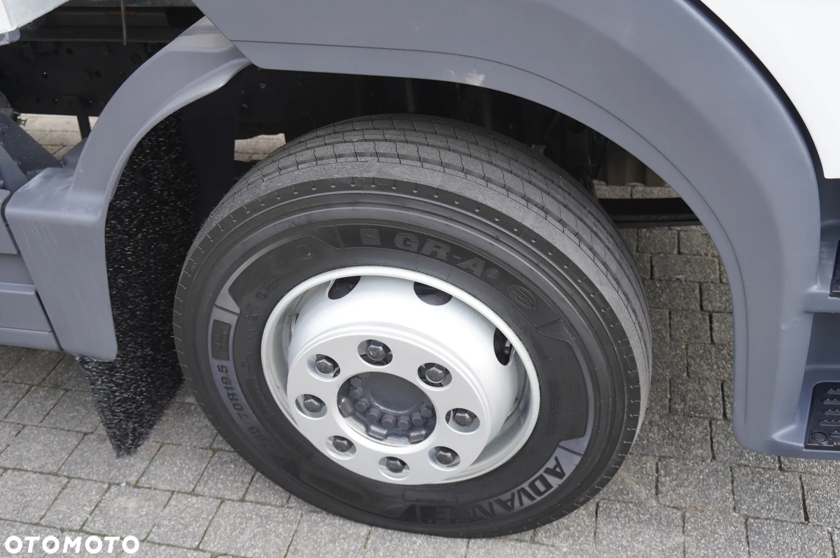 Mercedes-Benz Atego 1530 E6 chłodnia Lamberet 17 palet / ładowność 7t - 27