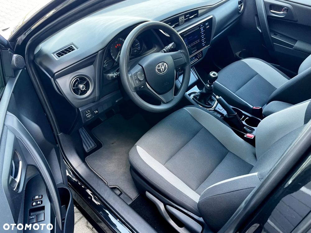 Toyota Auris 1.33 VVT-i Life - 2