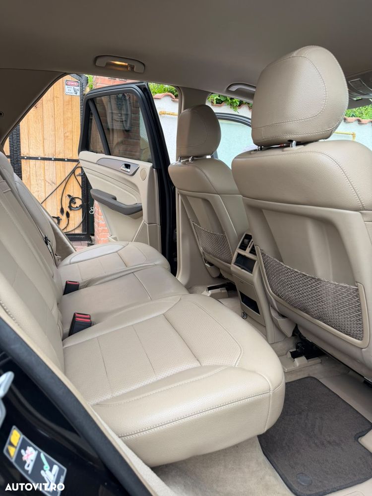 Mercedes-Benz ML - 15