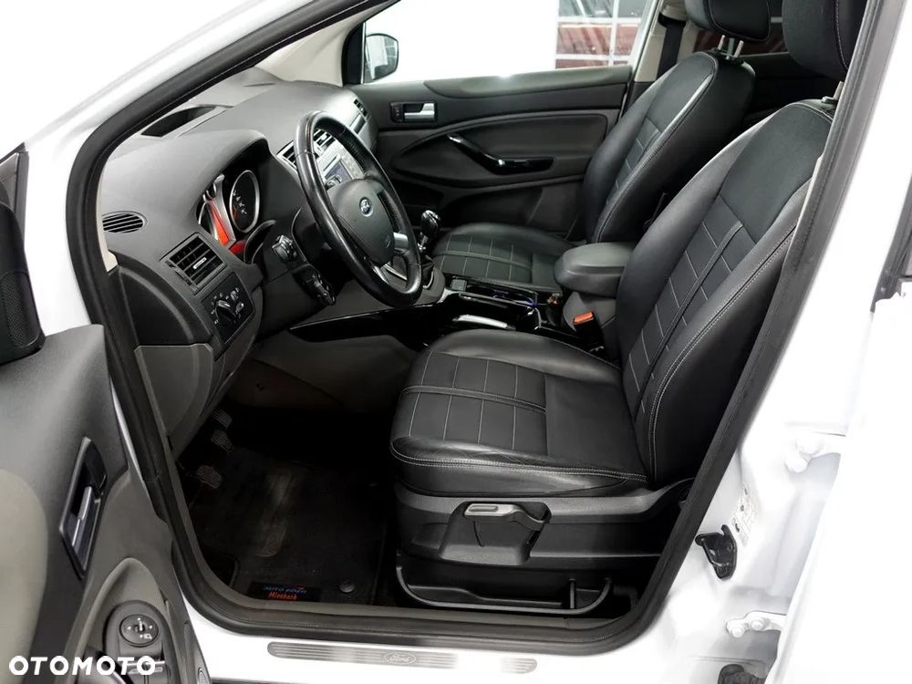 Ford Kuga 2.0 TDCi Titanium S - 8