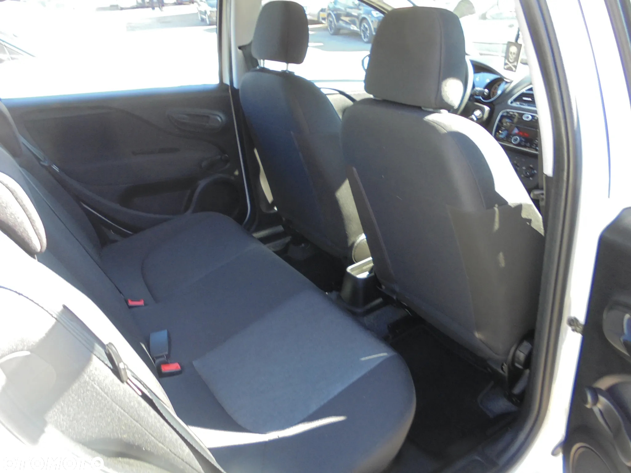 Fiat Punto 1.2 Easy Euro6 - 15