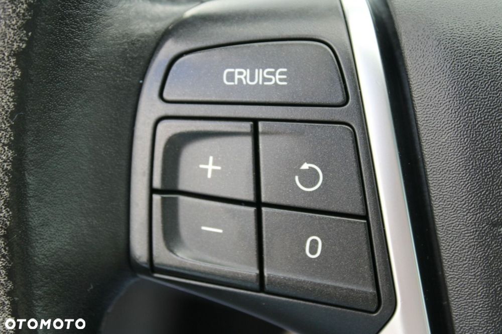Volvo XC 60 - 22