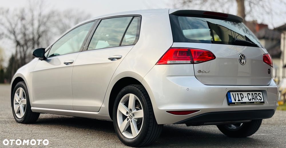 Volkswagen Golf 1.2 TSI BMT Trendline - 24