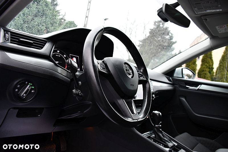 Skoda Superb 1.6 TDI DSG Style - 11