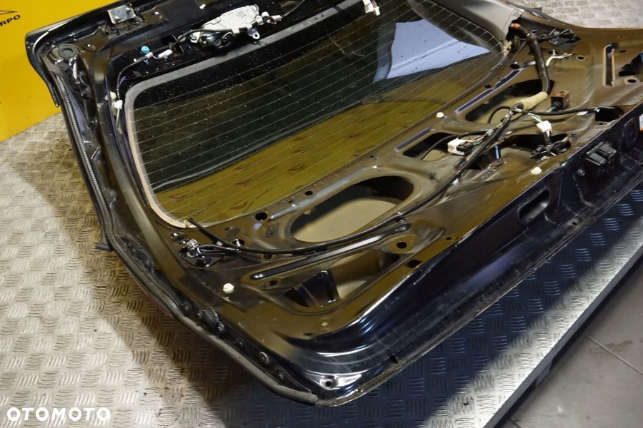 TOYOTA SIENNA 2015 2020 Klapa Bagażnika Szyba Spoiler Lampa Tył Komplet USA - 15