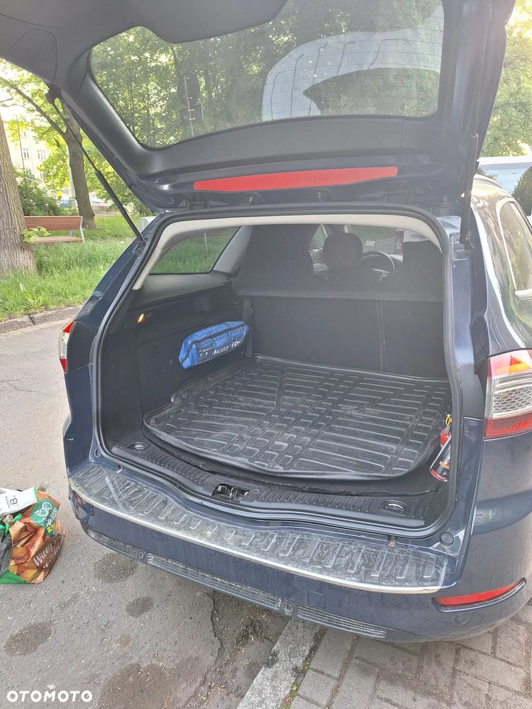 Ford Mondeo 2.0 TDCi Titanium - 19