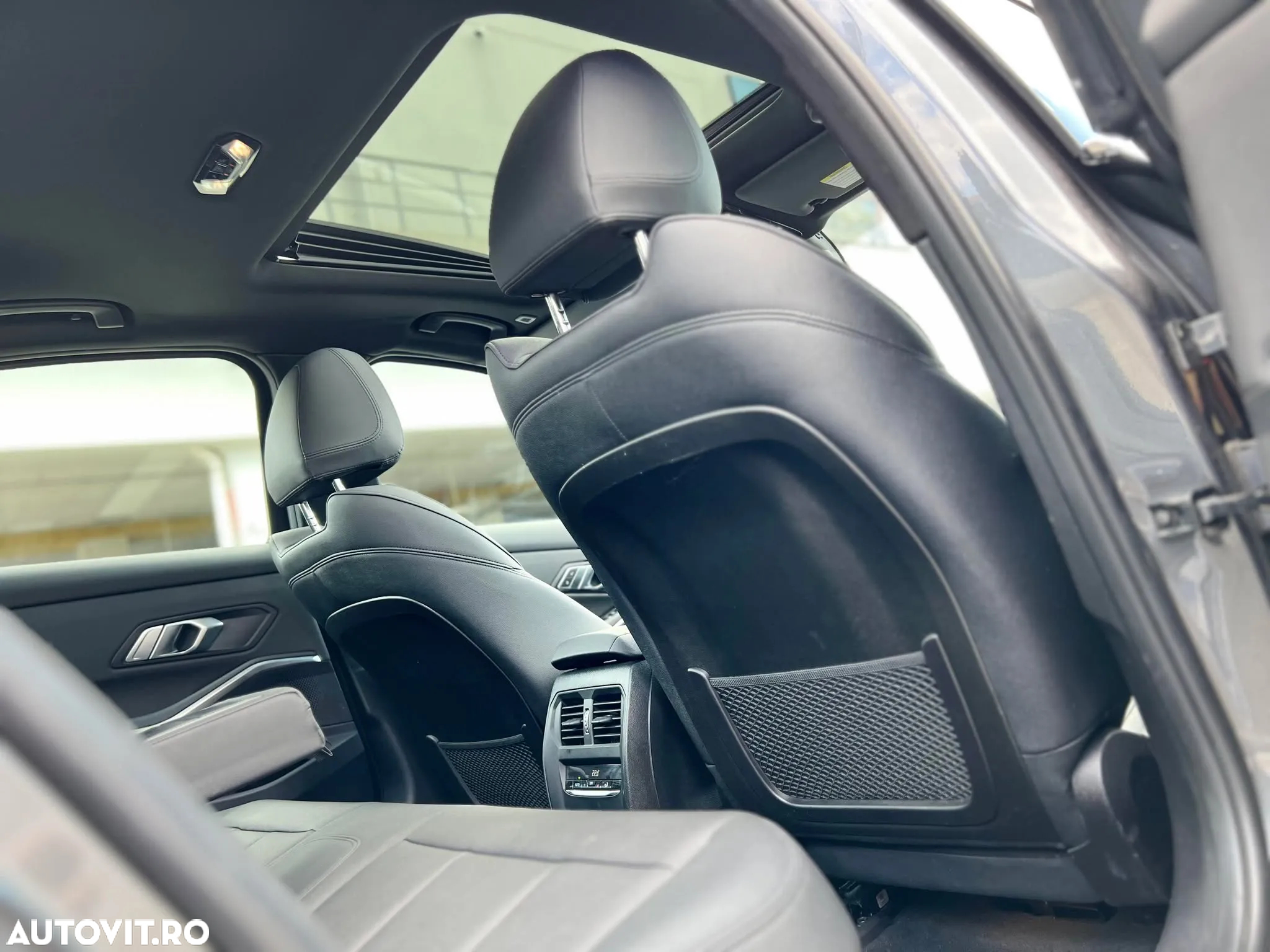 BMW Seria 3 330i Aut. Sport Line - 19