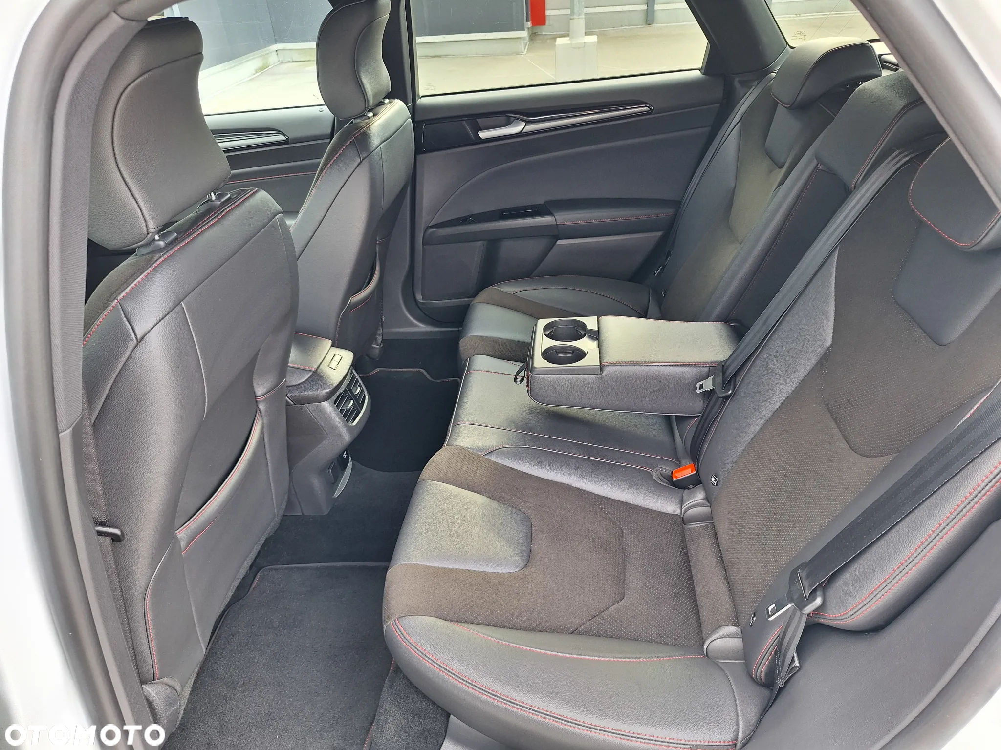 Ford Mondeo 2.0 EcoBlue ST-Line X - 23