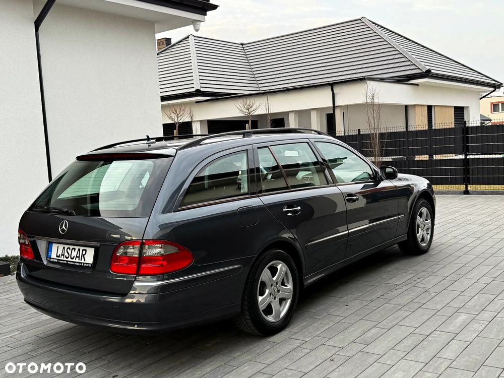 Mercedes-Benz Klasa E - 17