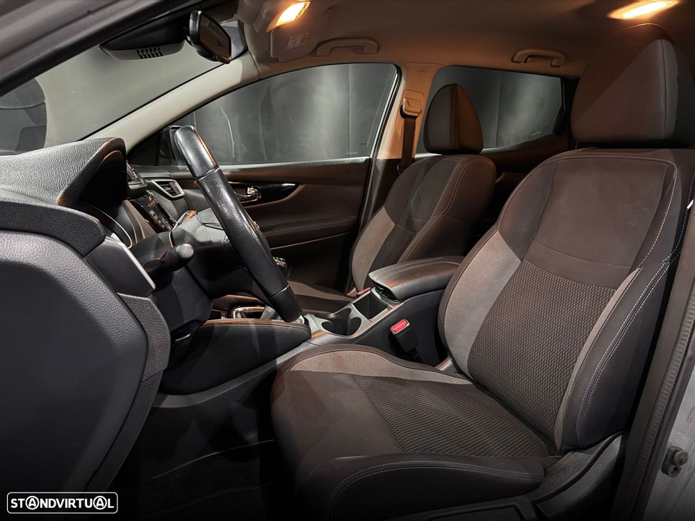 Nissan Qashqai 1.5 dCi N-Connecta - 13