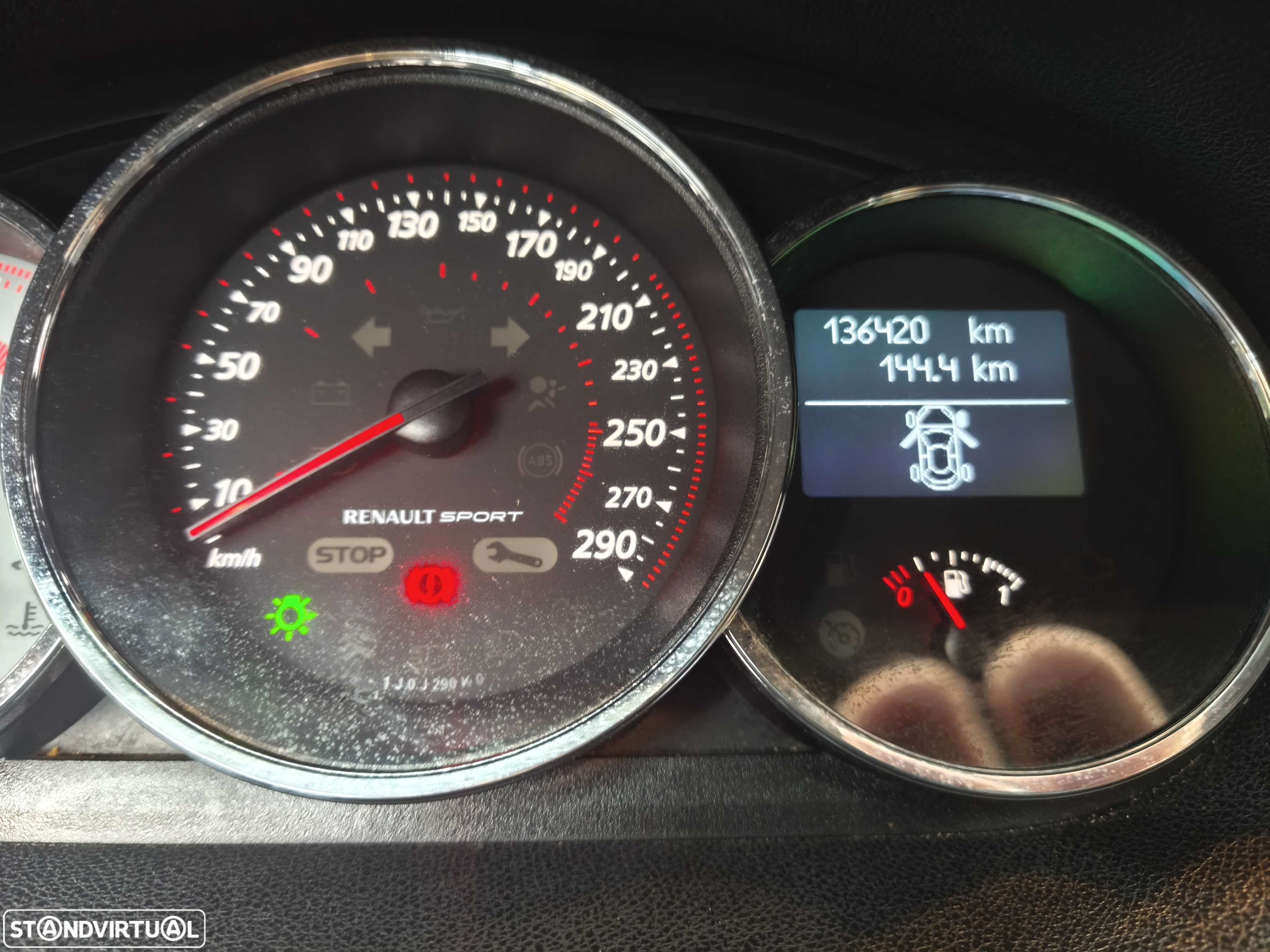 Renault Mégane Coupe 2.0 T RS - 13