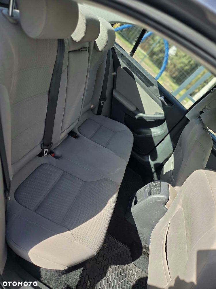 Volkswagen Jetta 2013 photo 3