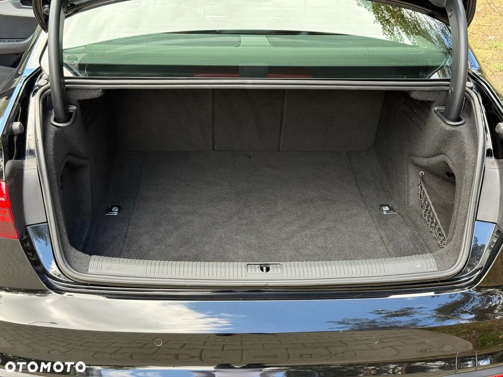 Audi A4 Limousine 40 TDI S tronic S line - 28