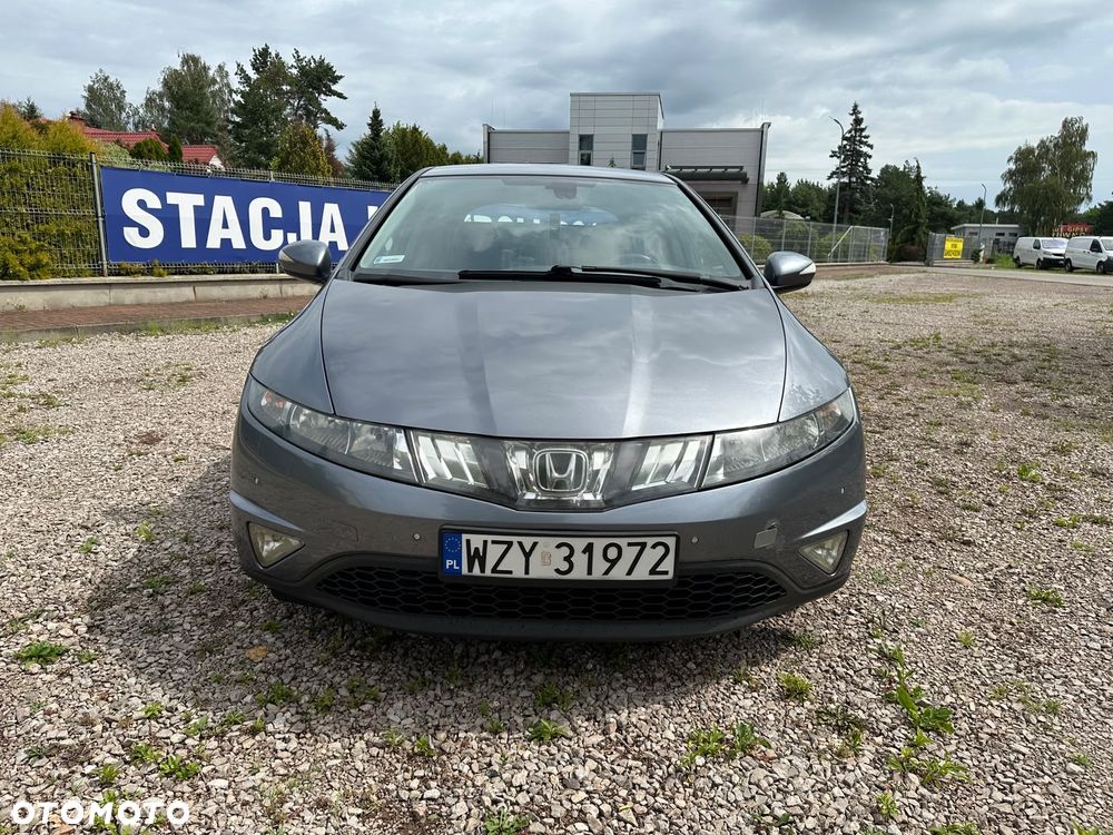 Honda Civic 1.8i-VTEC Automatik Executive - 3