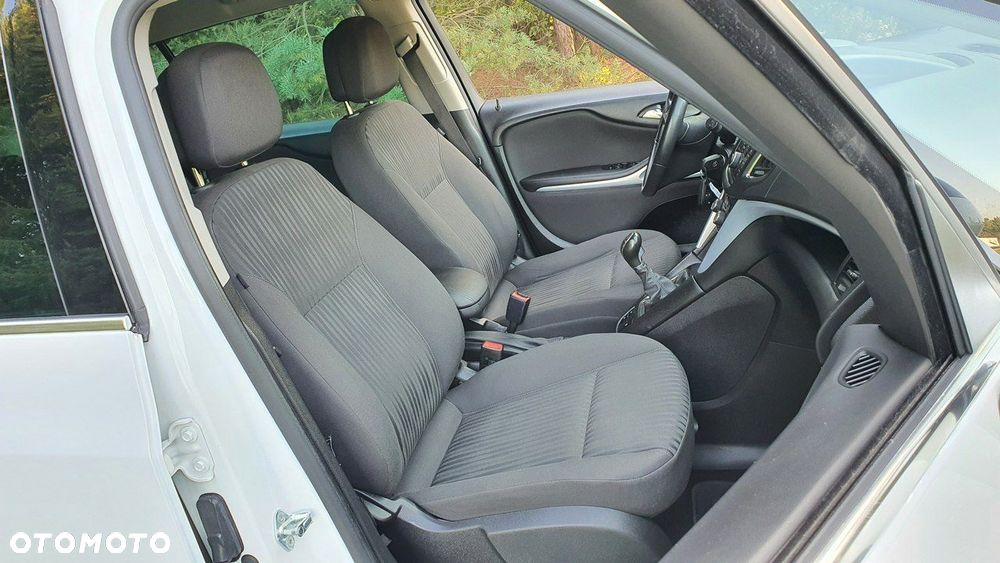 Opel Zafira - 8