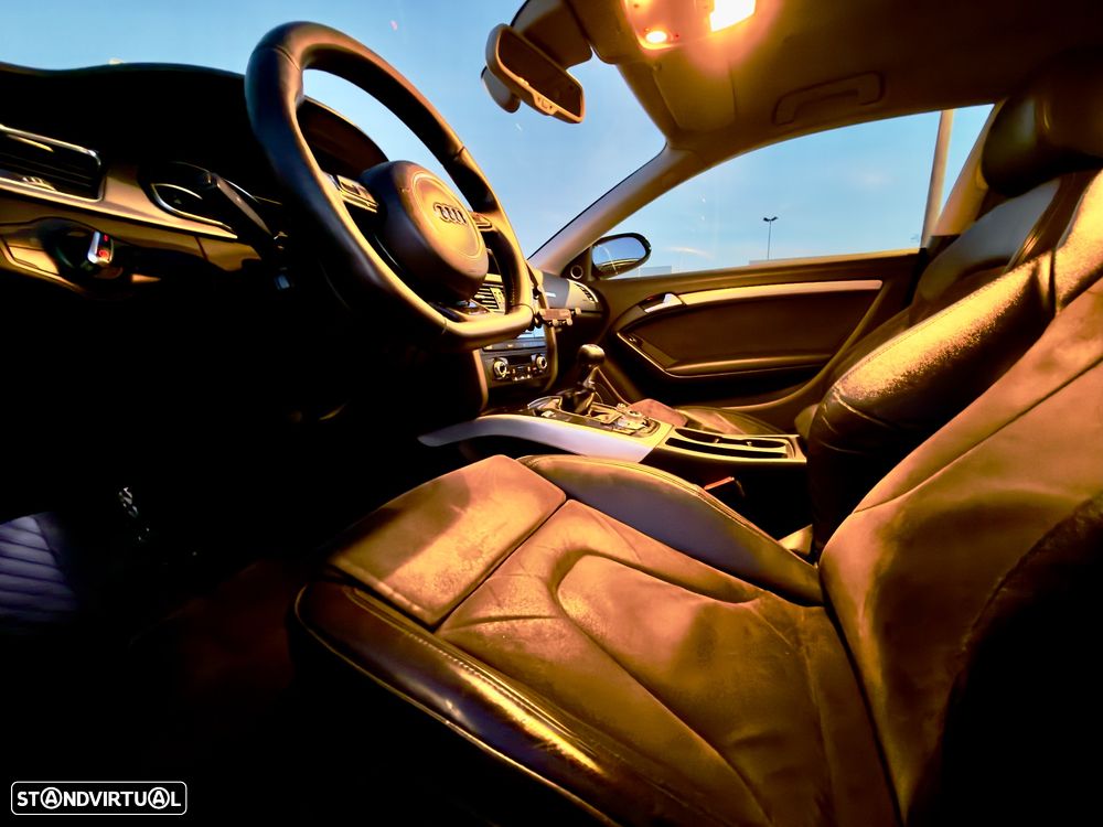 Audi A5 2.0 TDI Business Line Sport - 34