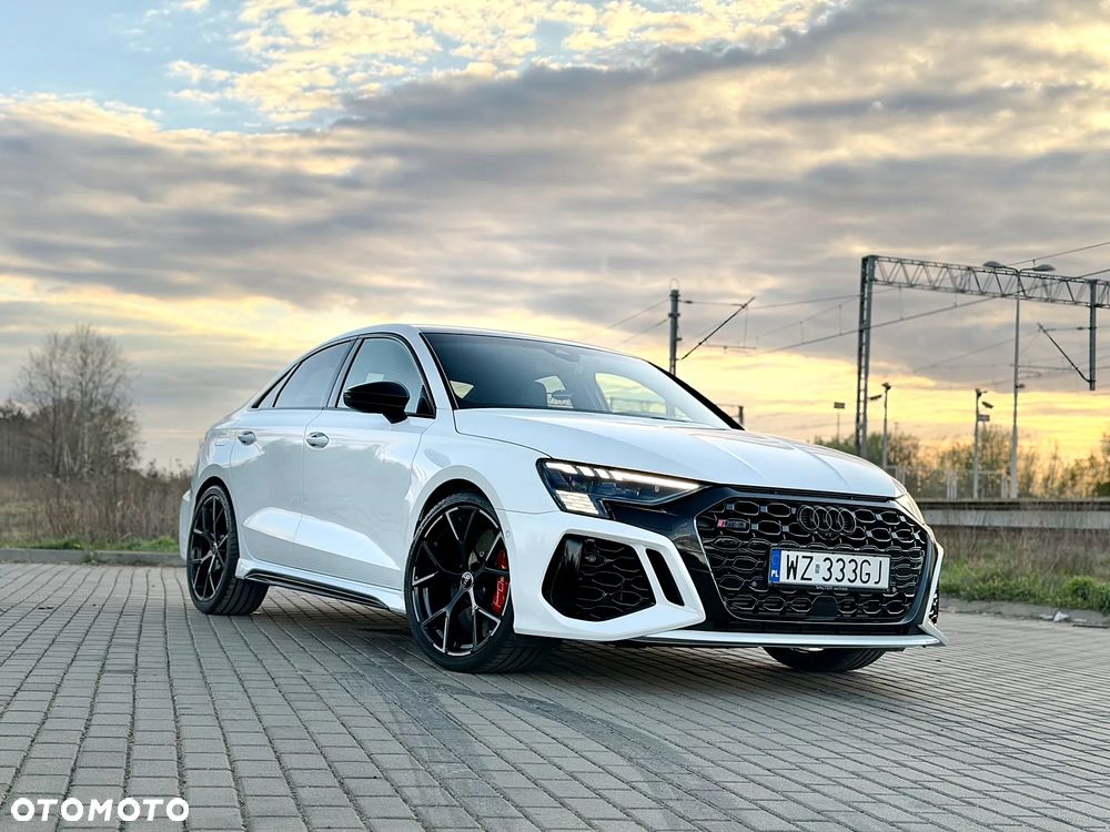 Audi RS3 Limousine TFSI Quattro S tronic - 1
