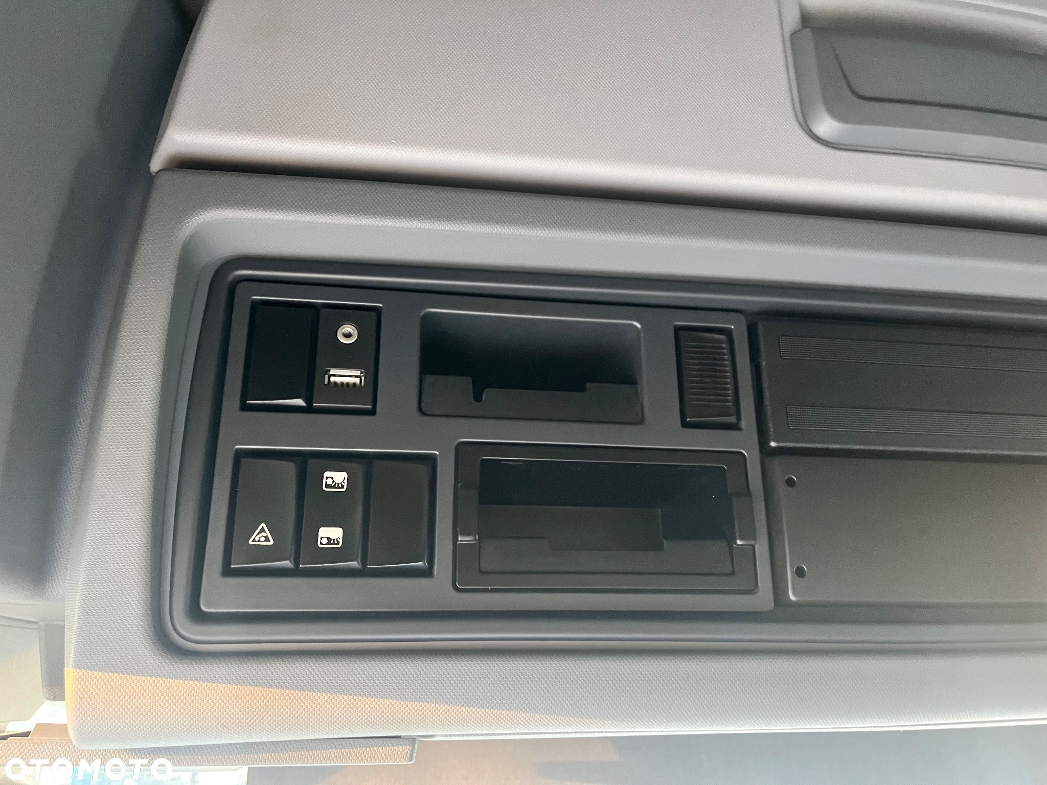 Renault T 520 / Sprowadzony / Klima postojowa / poduszki przód+tył / po złotym kontrakcie - 25
