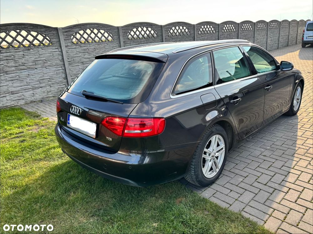 Audi A4 Avant - 5