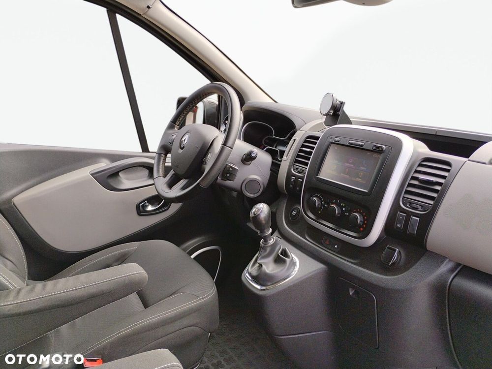 Renault Trafic Grand 1.6 dCi - 20