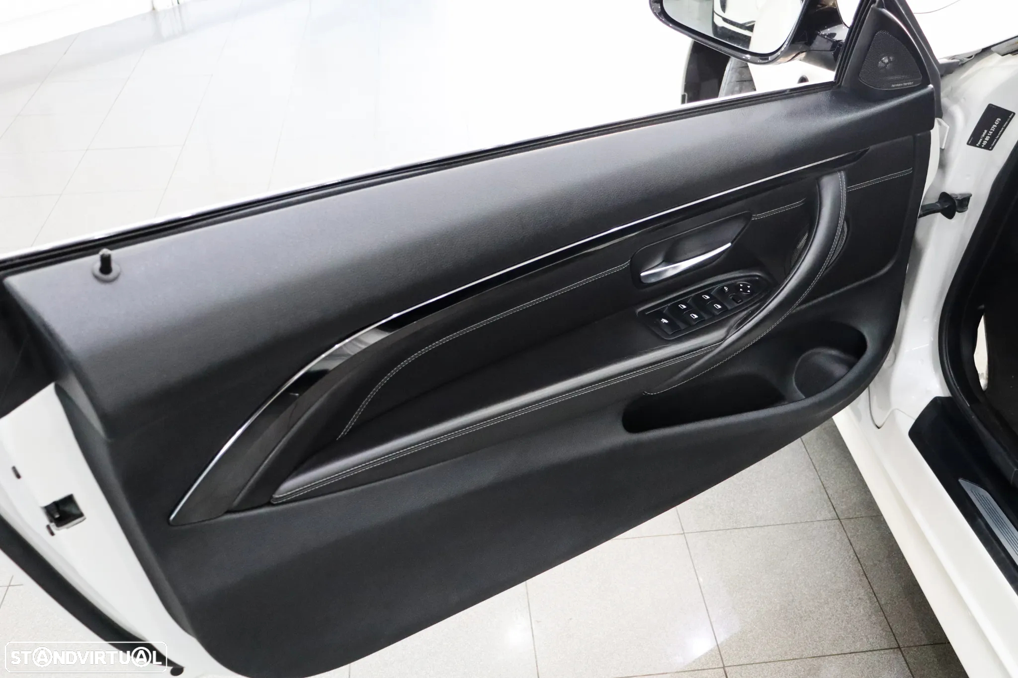 BMW M4 Cabrio DKG Competition - 25