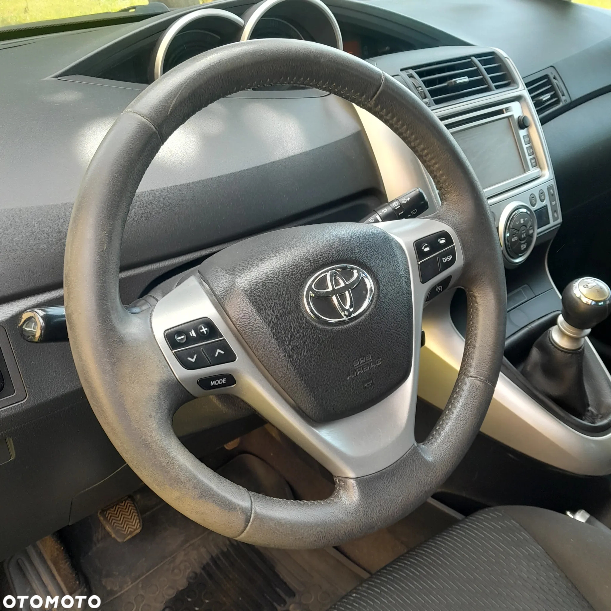 Toyota Verso 2.0 D-4D Premium - 14