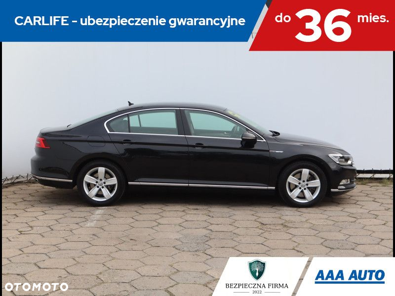 Volkswagen Passat - 7