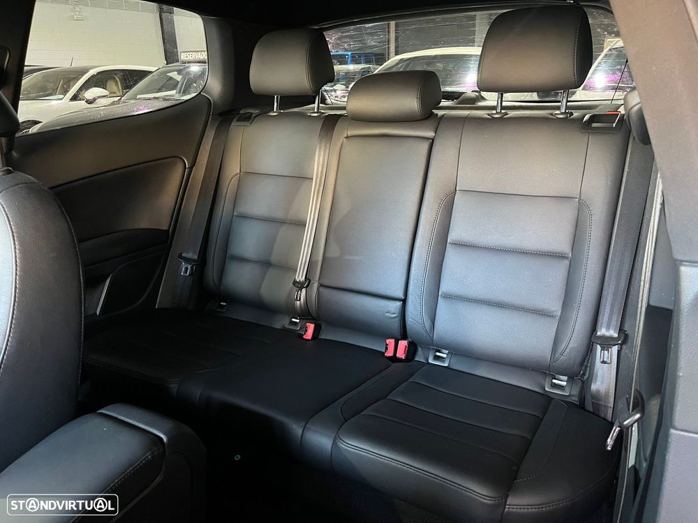 VW Golf 2.0 GTi - 13