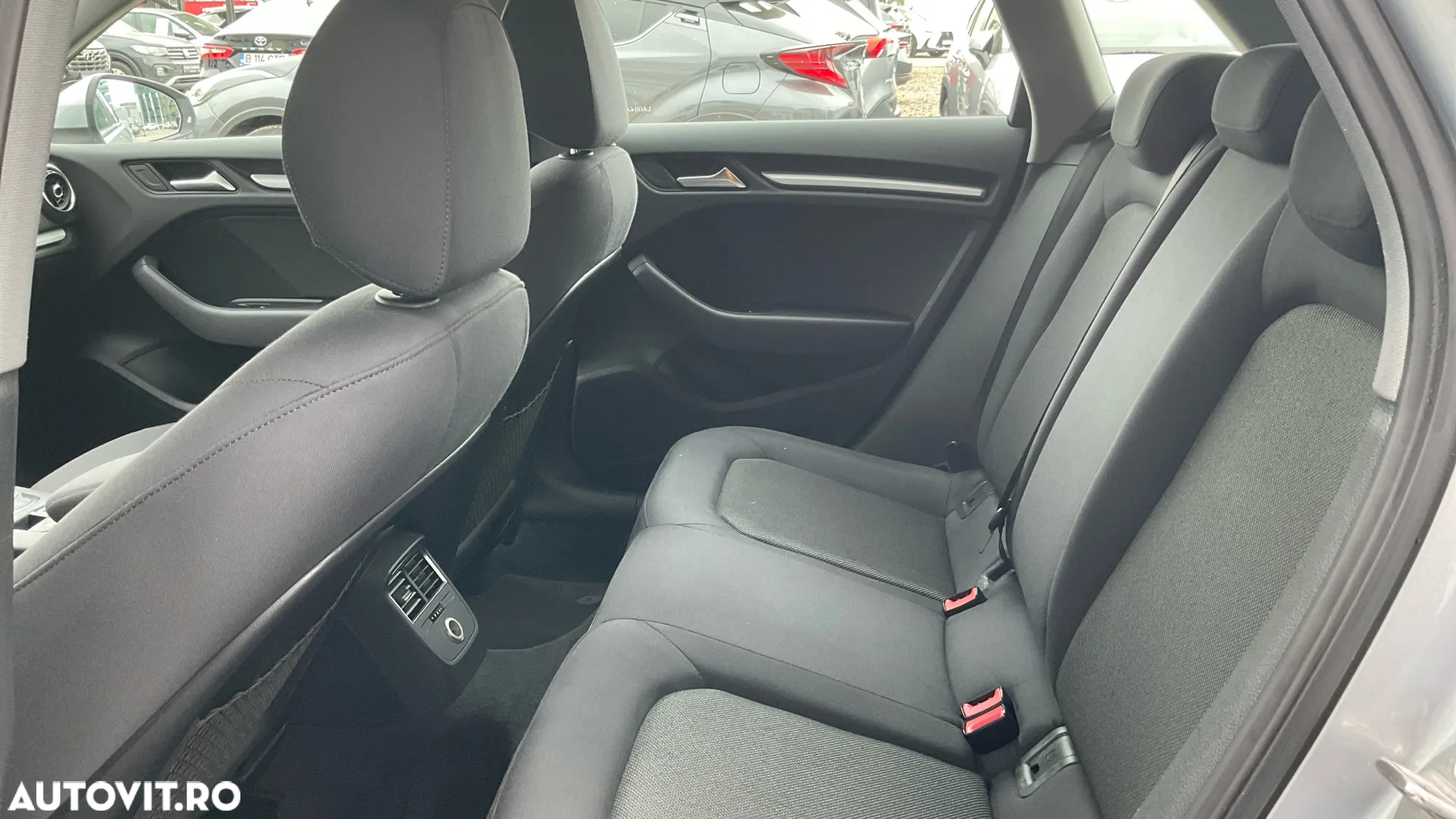 Audi A3 1.5 35 TFSI S tronic Design - 16