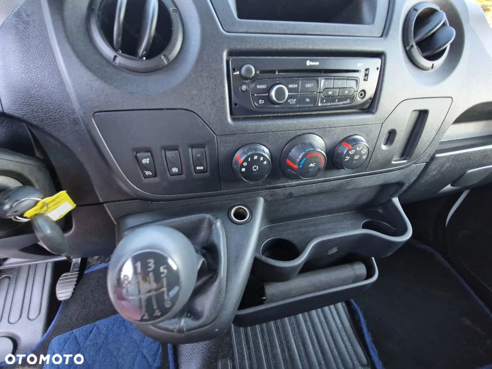 Renault Master - 29
