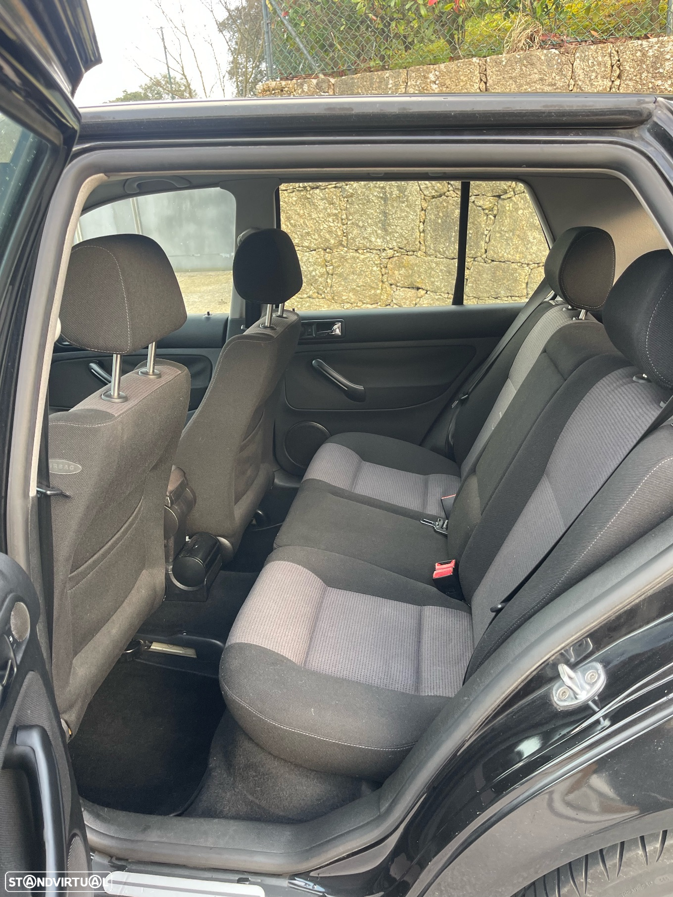 VW Golf 1.4i 25 Anos - 6