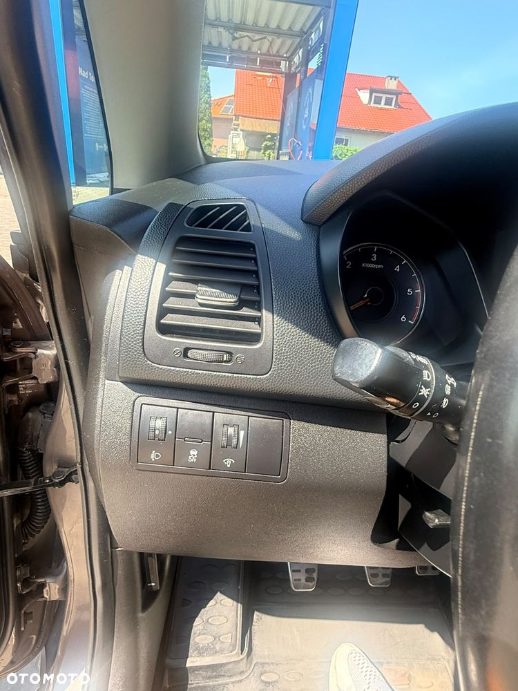 Hyundai ix20 - 21