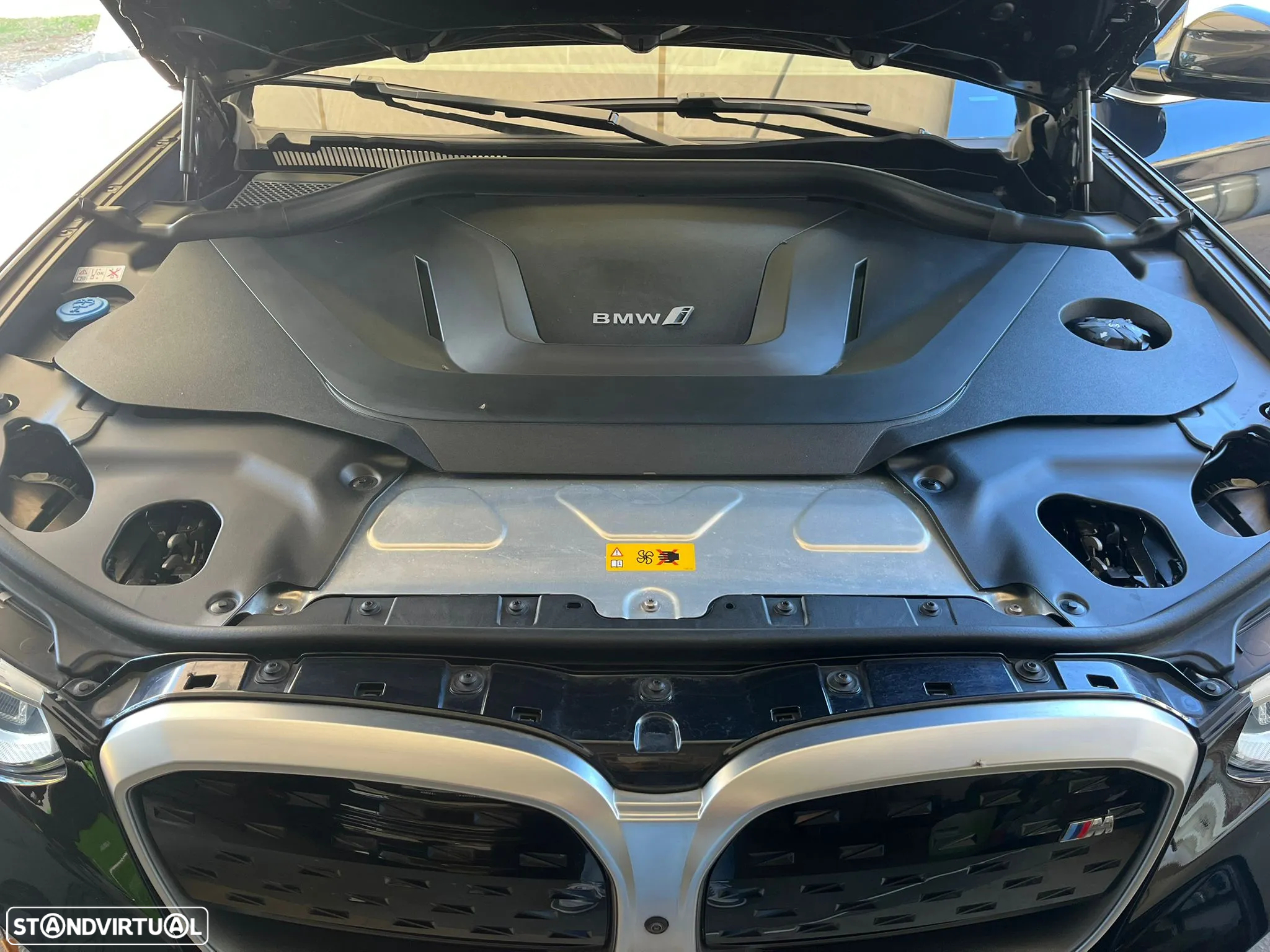 BMW iX3 M Sport Impressive - 4