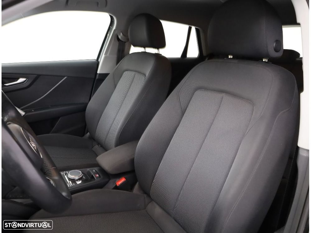 Audi Q2 30 TDI Advanced S tronic - 11