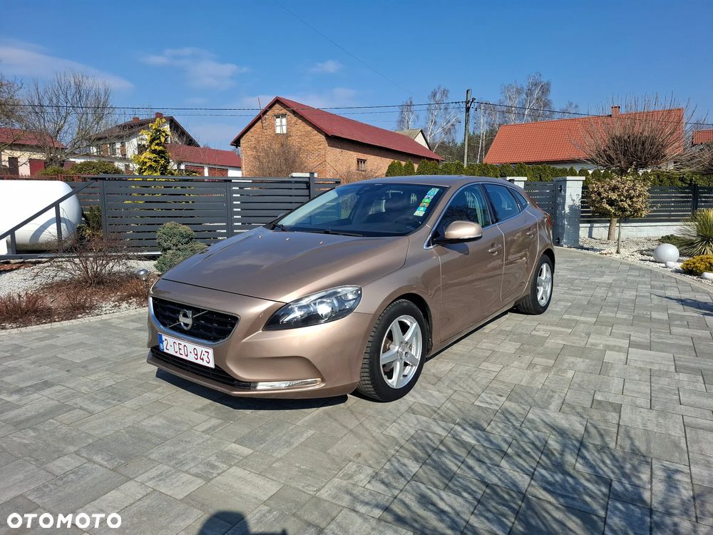 Volvo V40 D2 Kinetic - 2